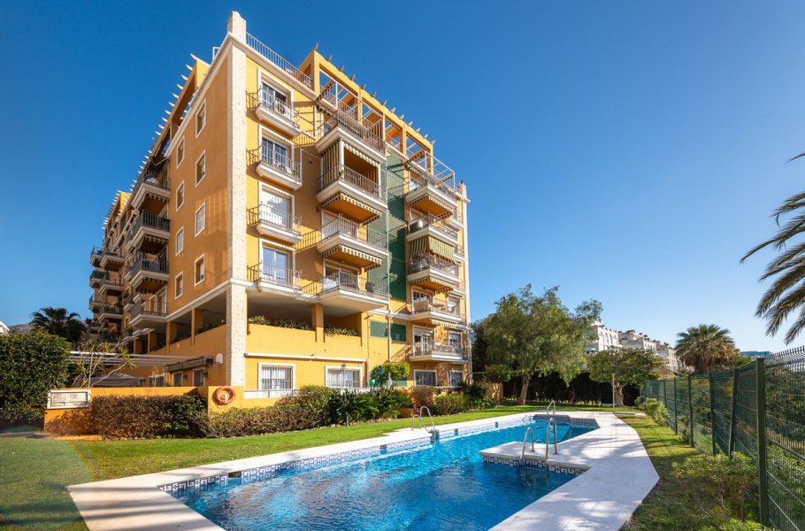 Middle Floor Apartment for sale in Marbella, Marbella