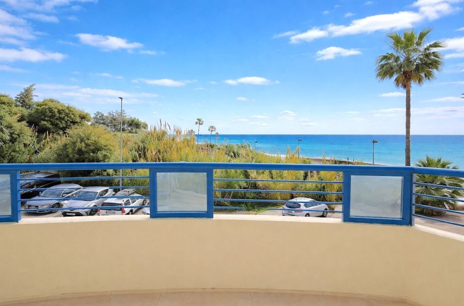 Middle Floor Apartment for sale in Marbella, Marbella
