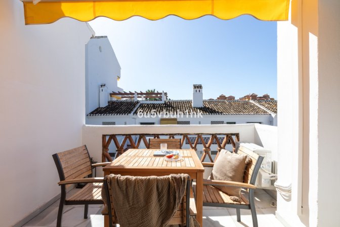 Middle Floor Apartment for sale in Benalmadena Costa, Benalmadena Costa