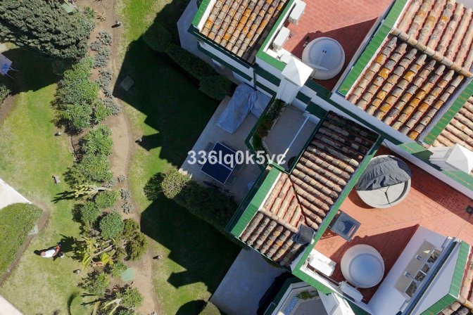 Townhouse for sale in Estepona, Estepona